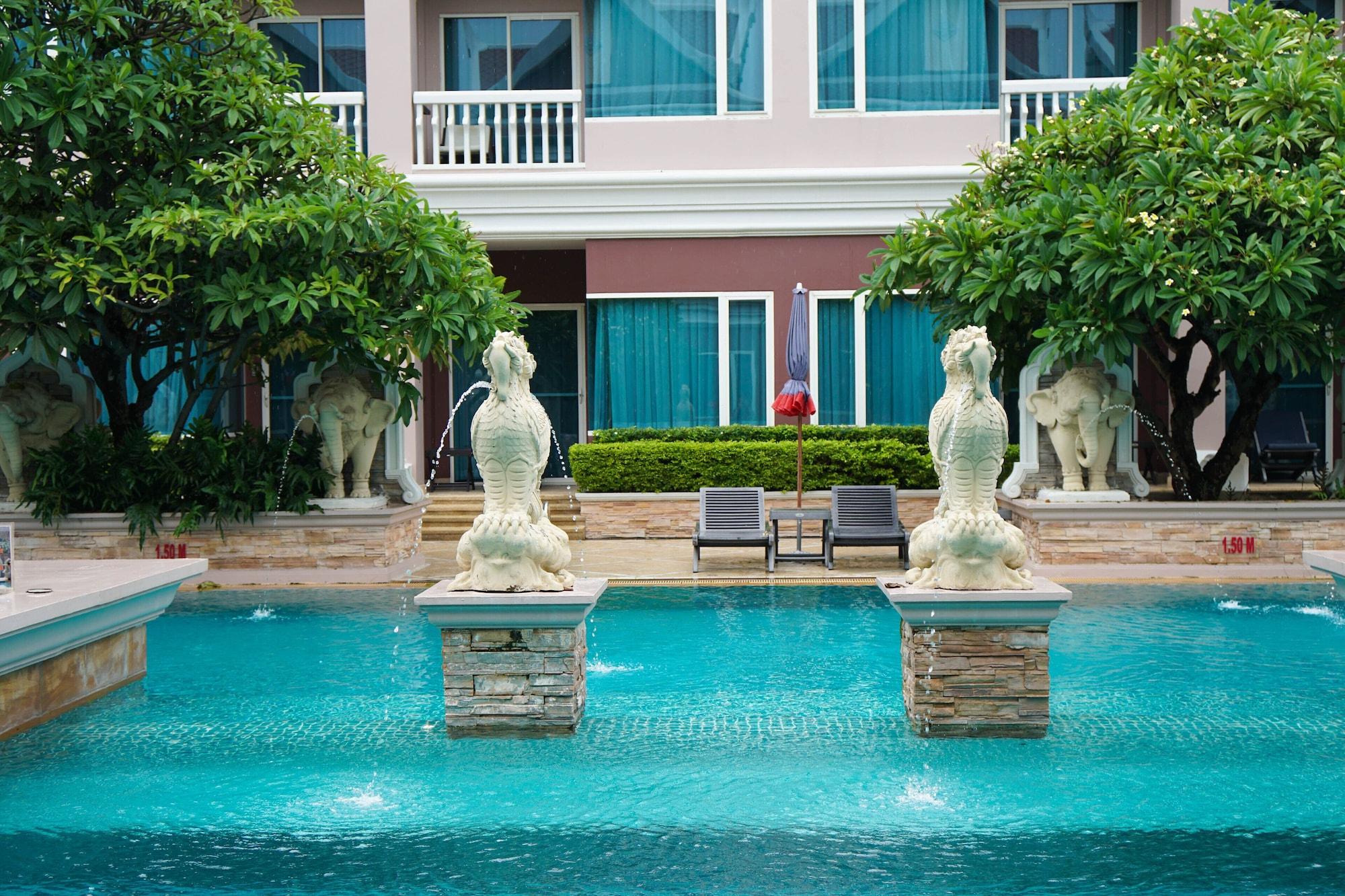 Resort Grand Pacific Sovereign &
