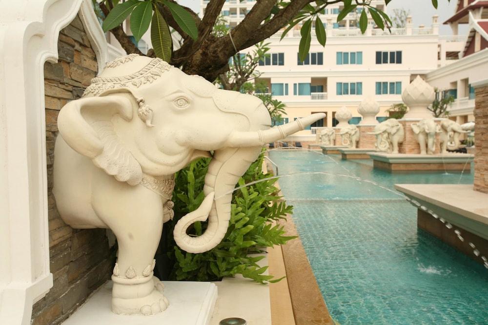 Resort Grand Pacific Sovereign & Cha-Am