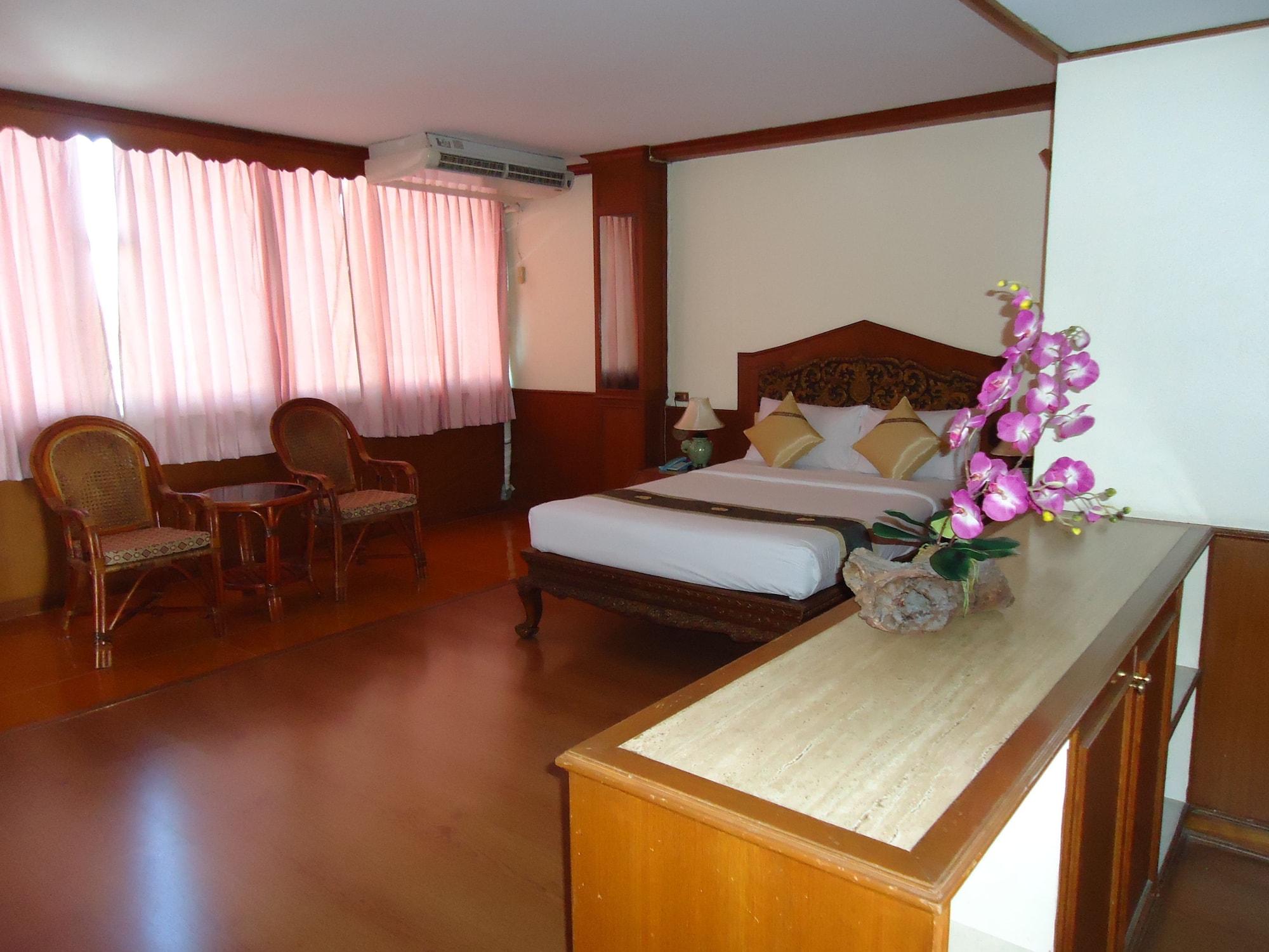North Hotel 3*