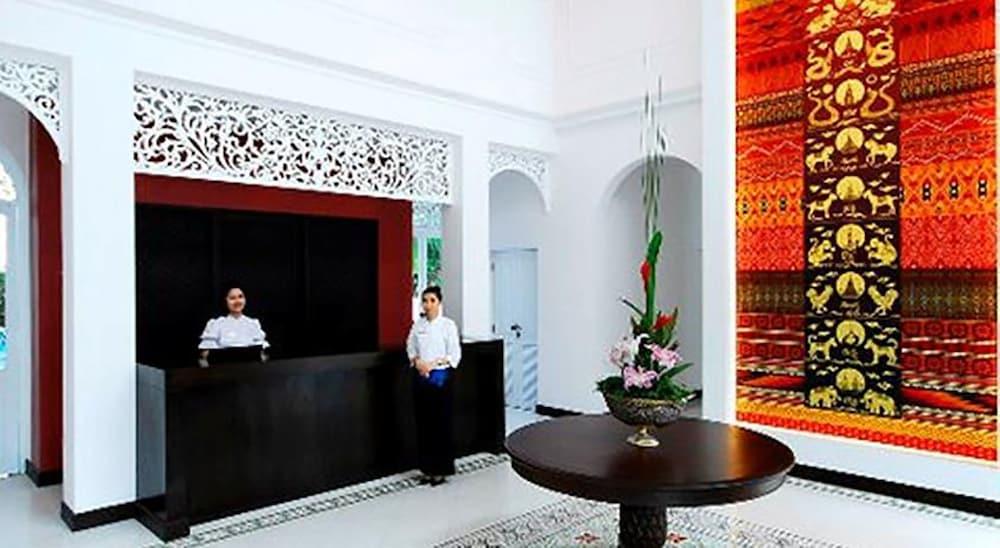 Ping Nakara Boutique And
