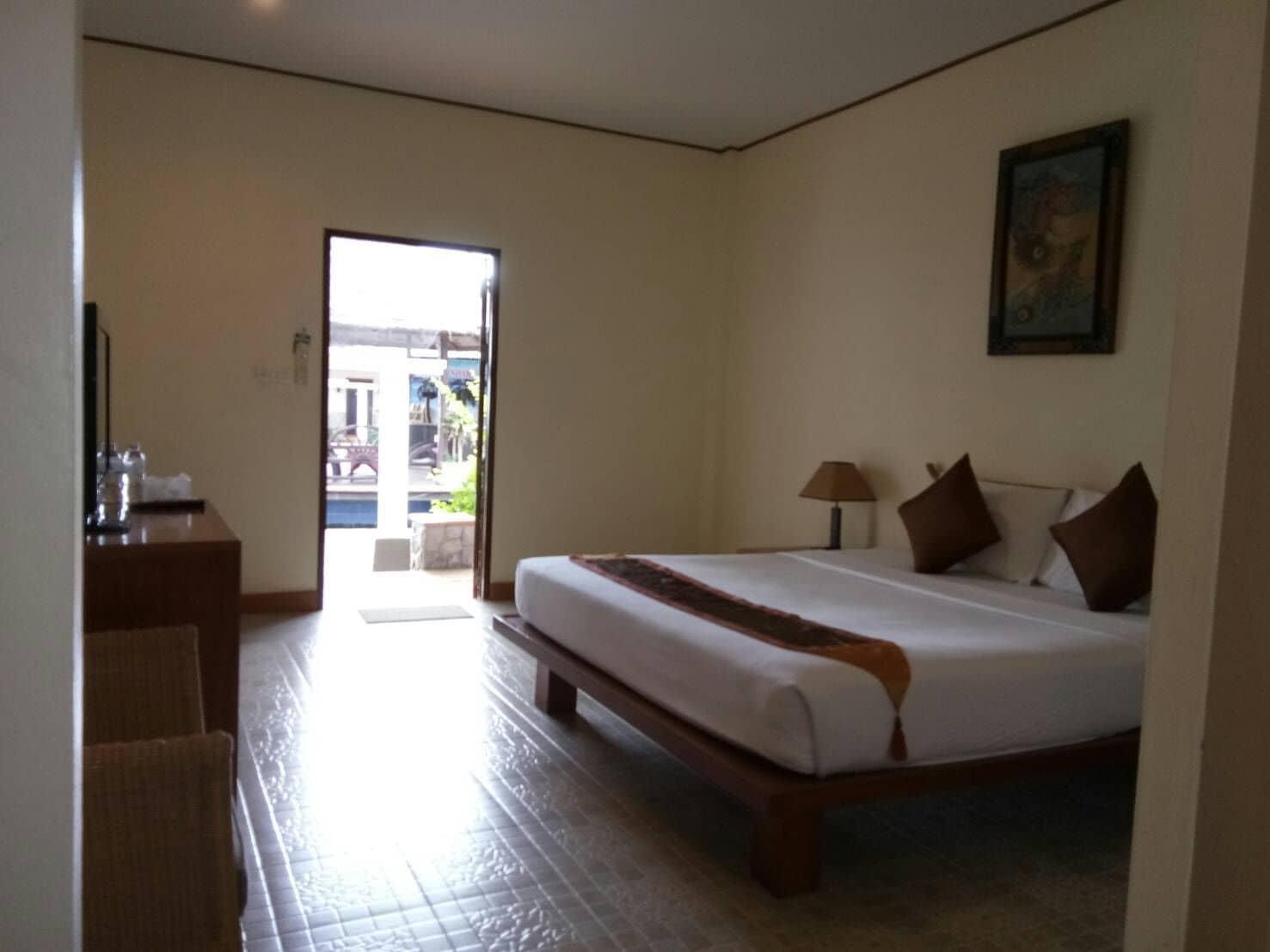 Resort Golden Pine Pran Buri