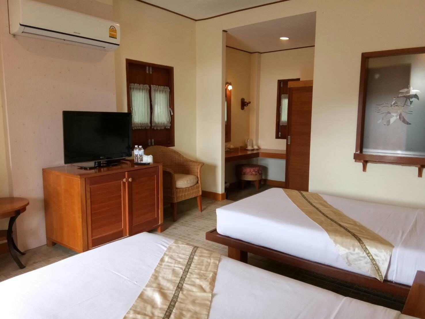 Golden Pine Resort
