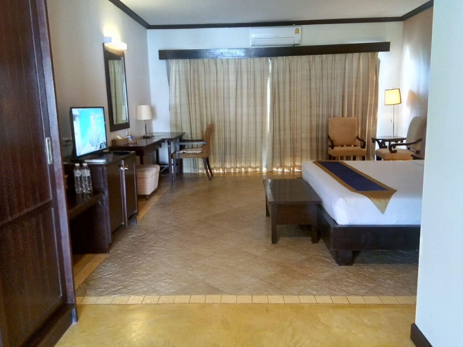 Golden Pine Resort Pran Buri