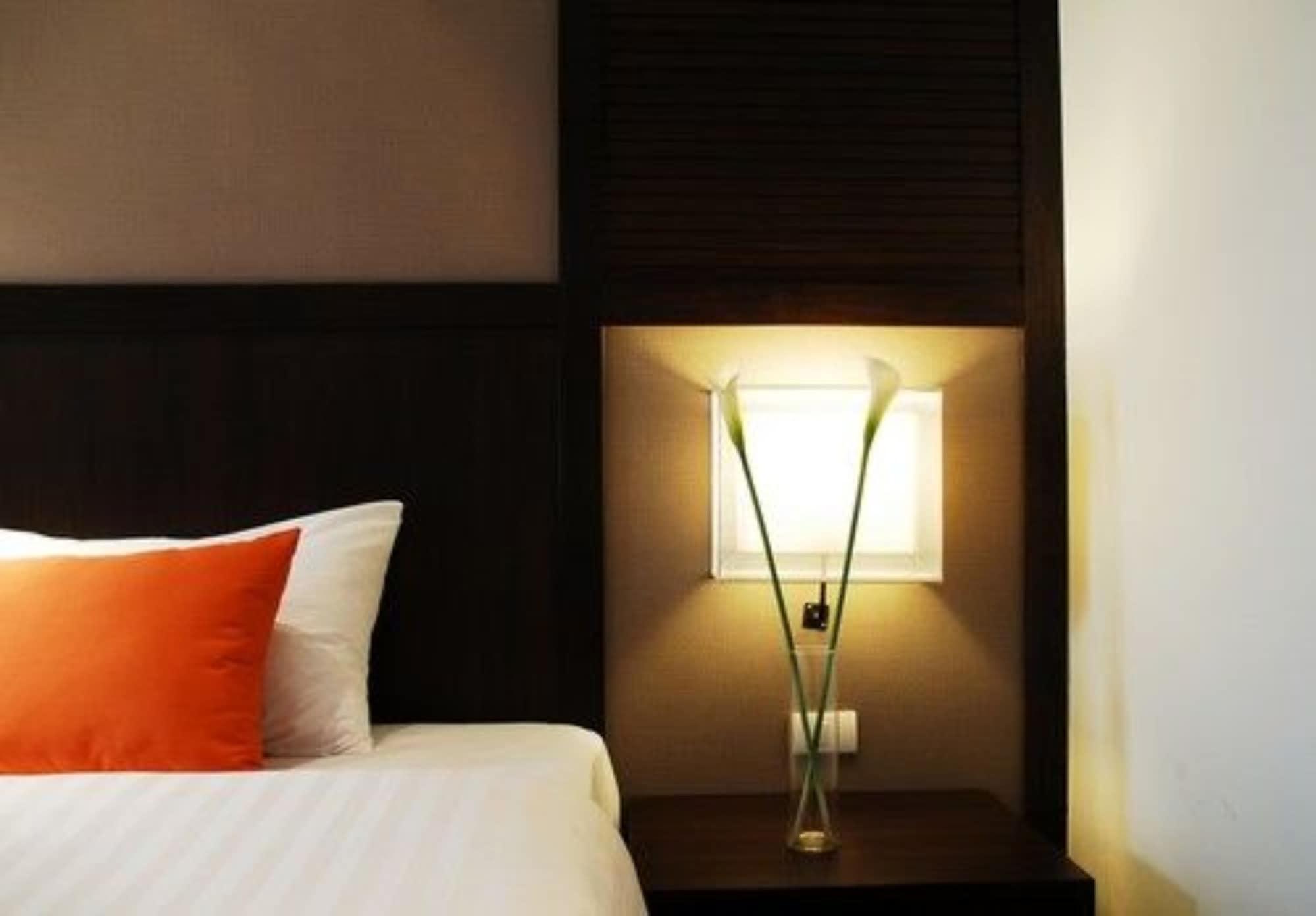 Signature Hotel 4*