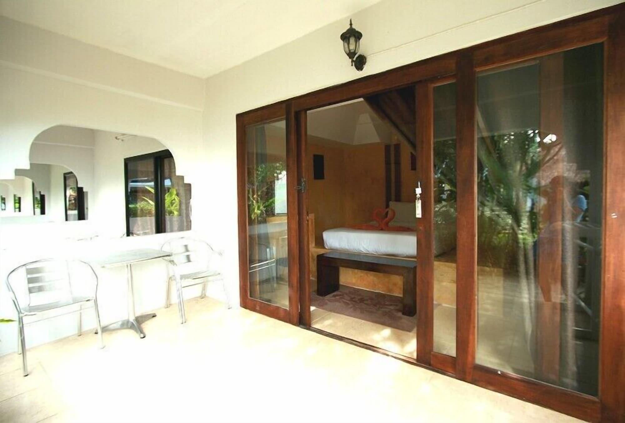 Hacienda 2*