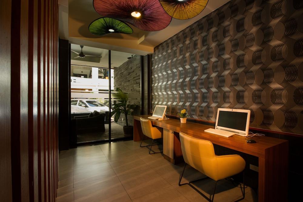 Serviced Hotel