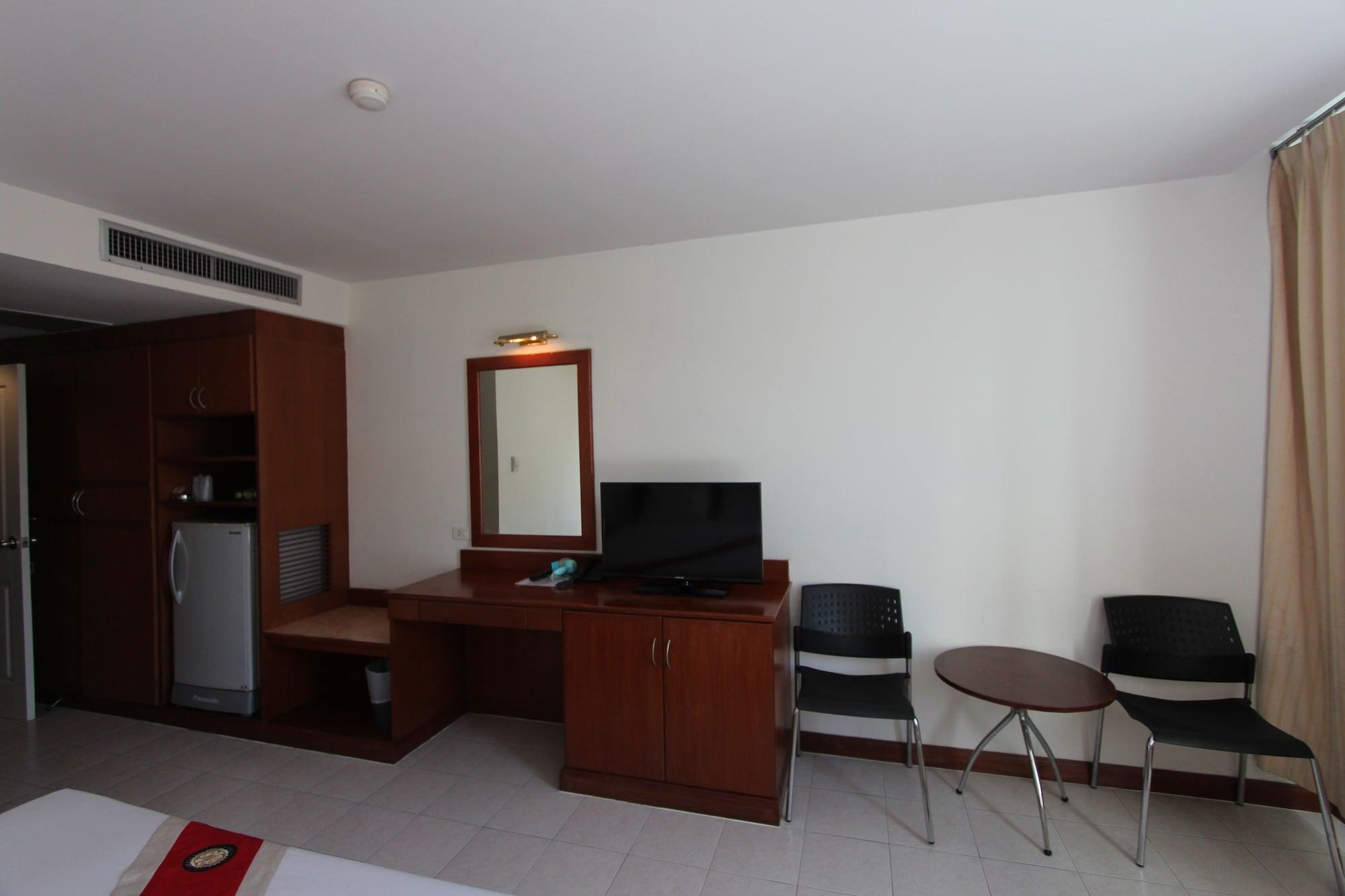 Crown 3* Pattaya