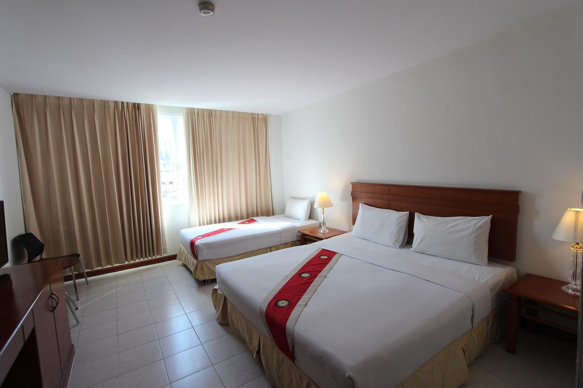 Crown Hotel