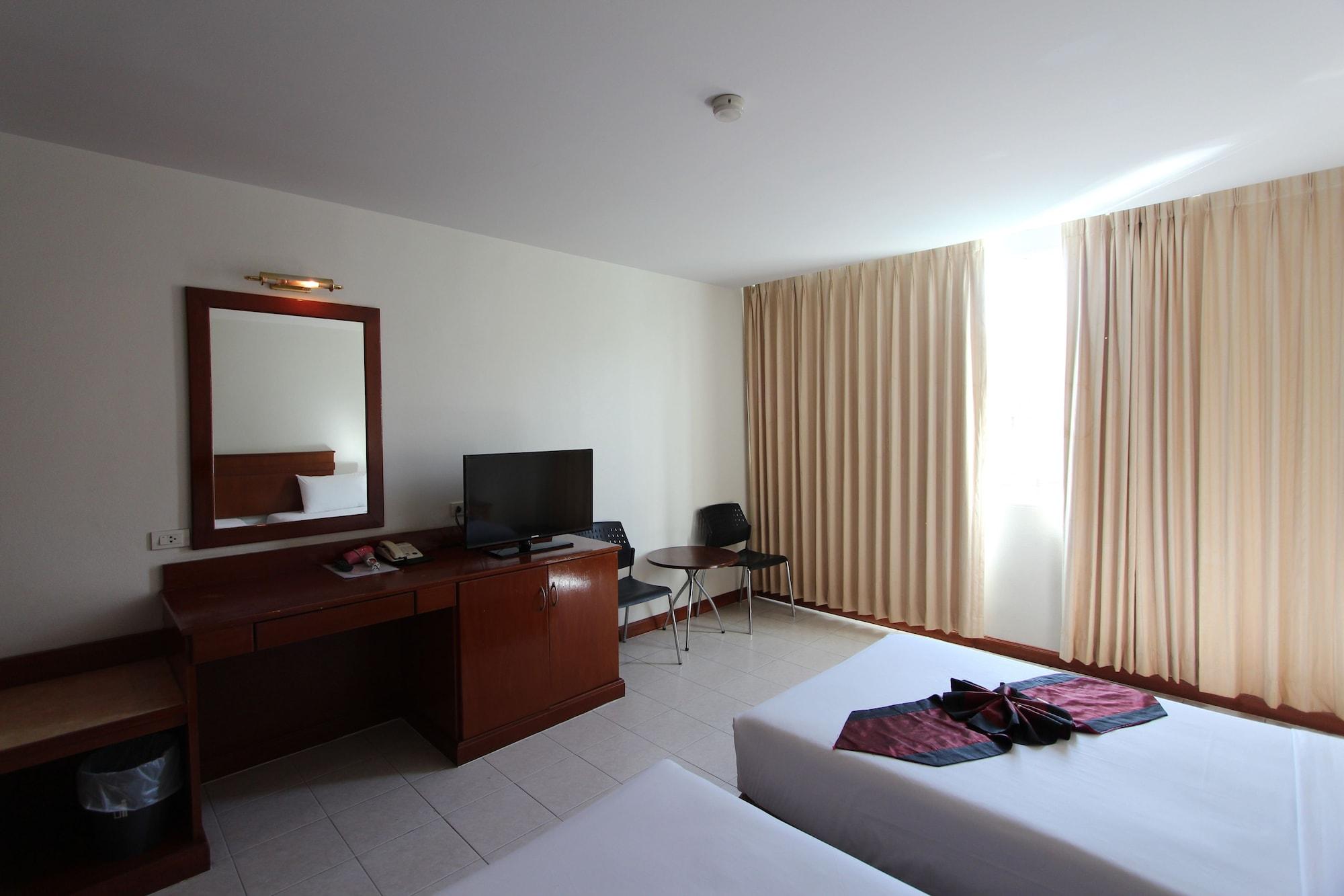 Crown 3* Pattaya