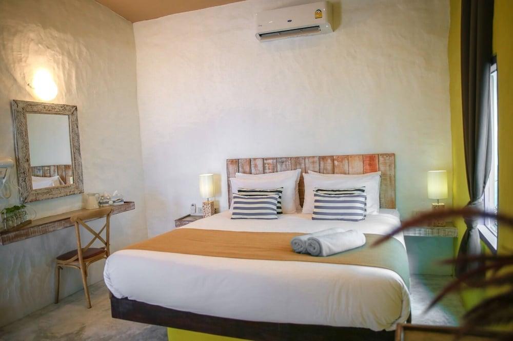 Lime N Soda Beachfront 3* Thongsala