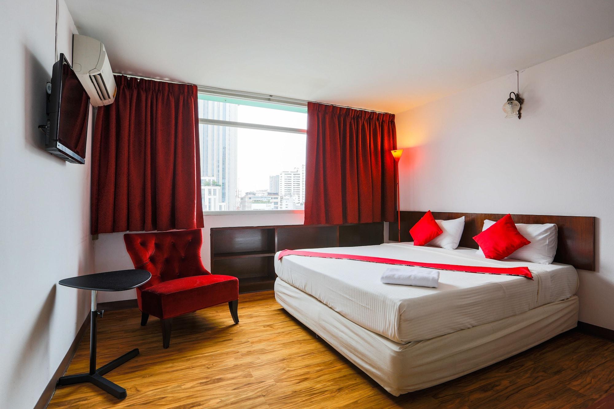Ruamchitt Travelodge Hotel 3*