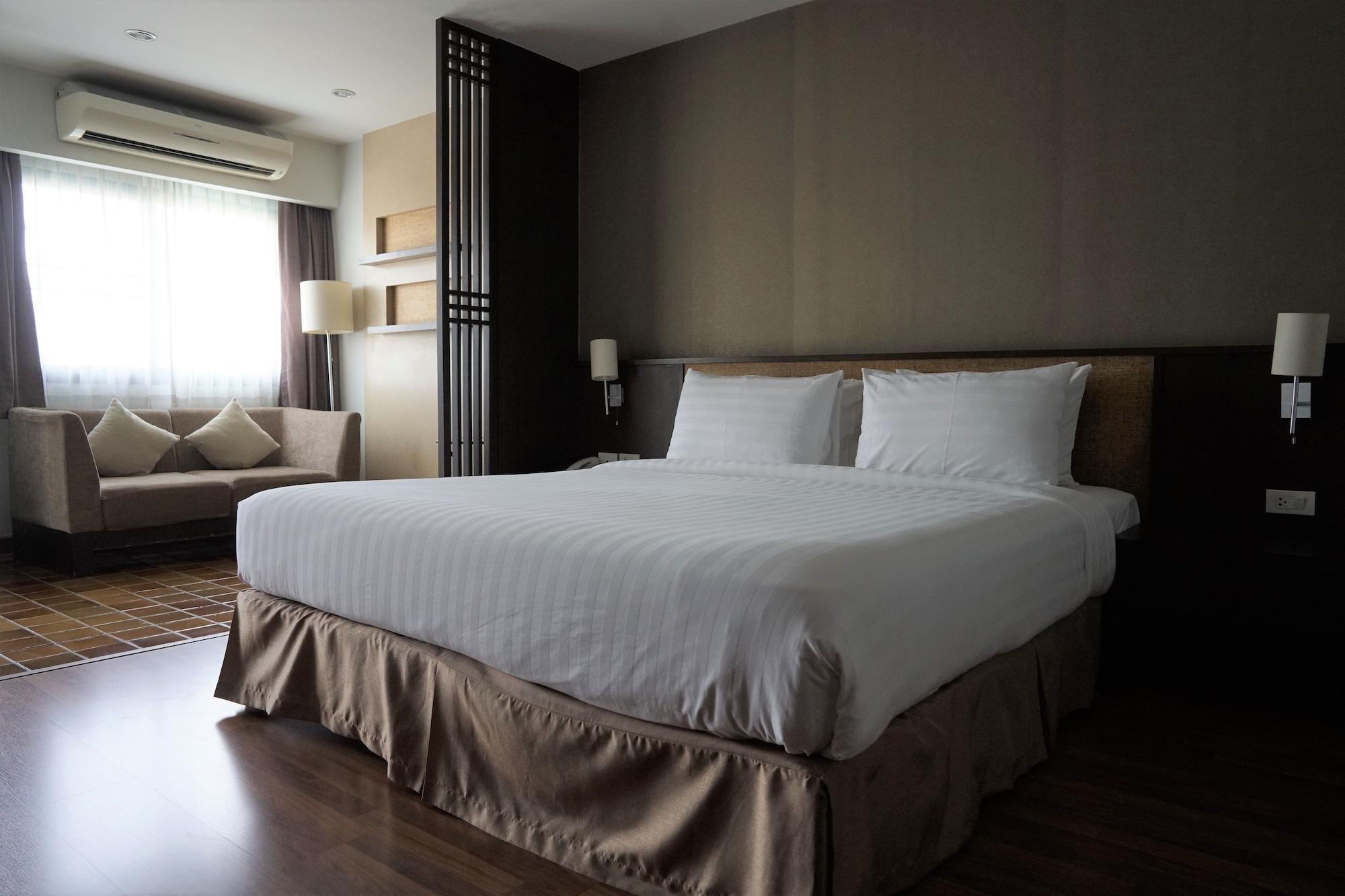 The Grand Napat 4*