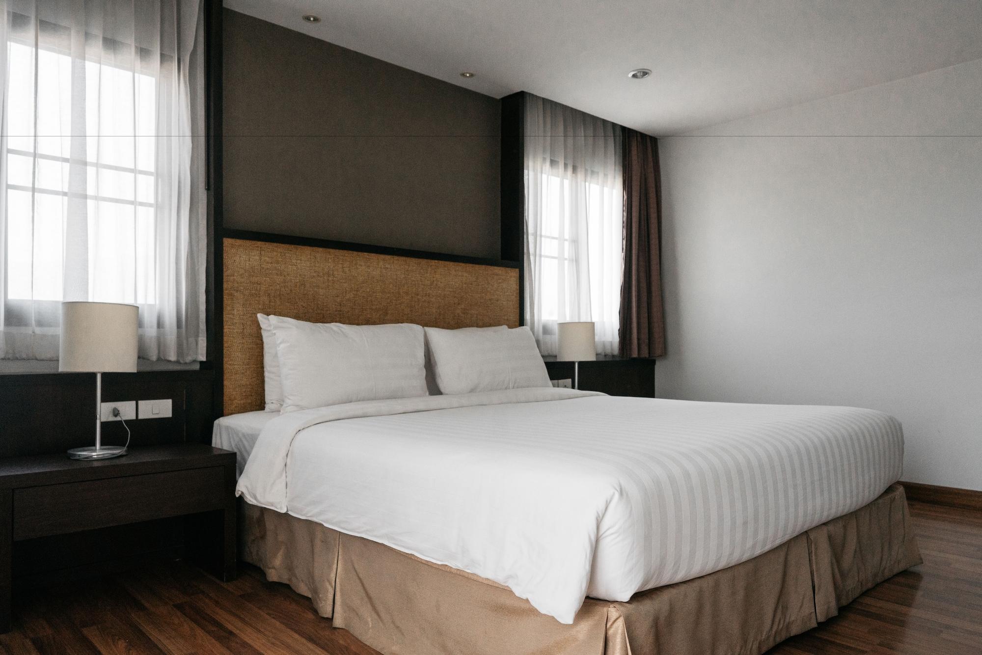 The Grand Napat