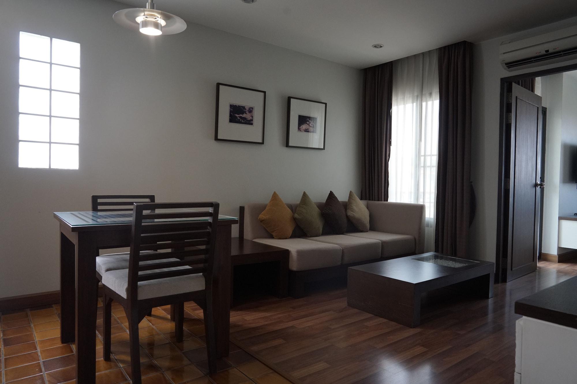 Aparthotel The Grand Napat