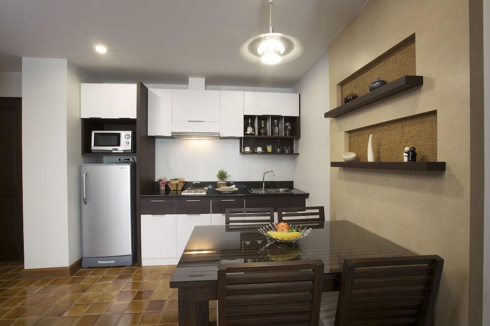 Aparthotel The Grand Napat 4*