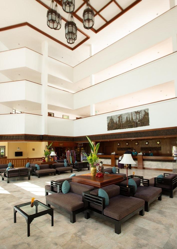 Centara Life Mae Sot
