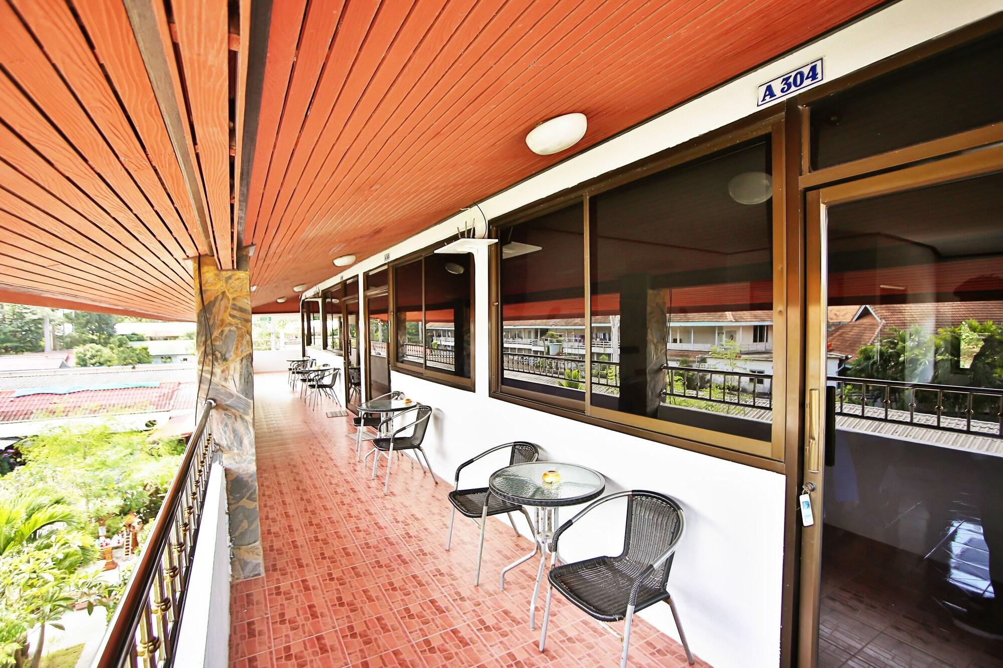 Hotel Lotus Friendly 3*