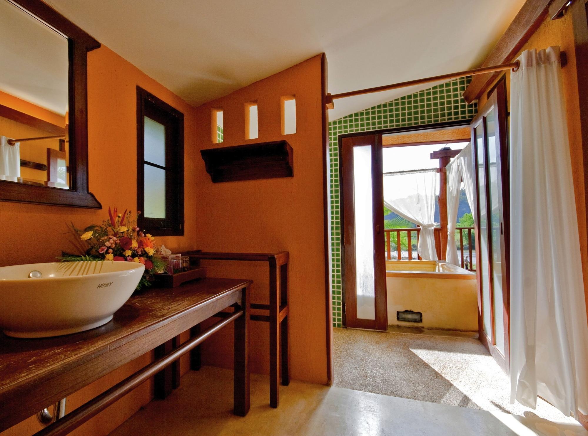 Hotsprings 3* Pai