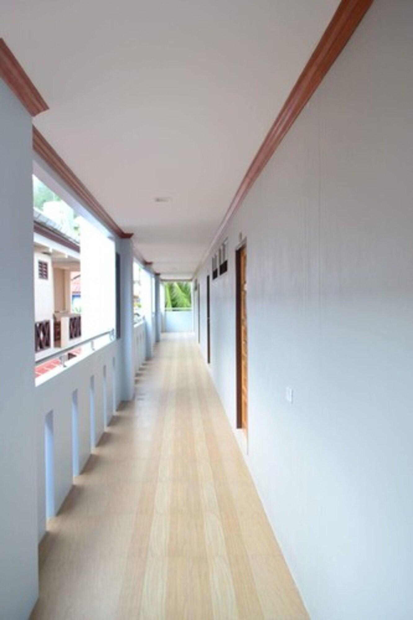 Aonang Village 3*