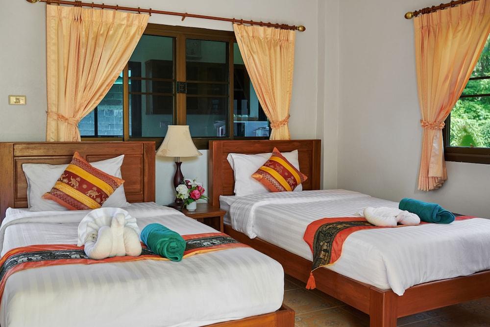 Resort Samui Reef View 3*