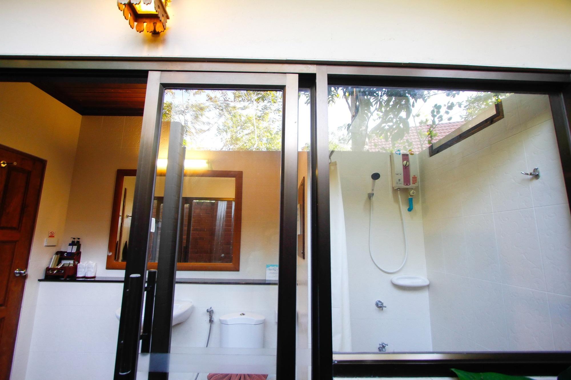 Baan Grood Arcadia & 3*