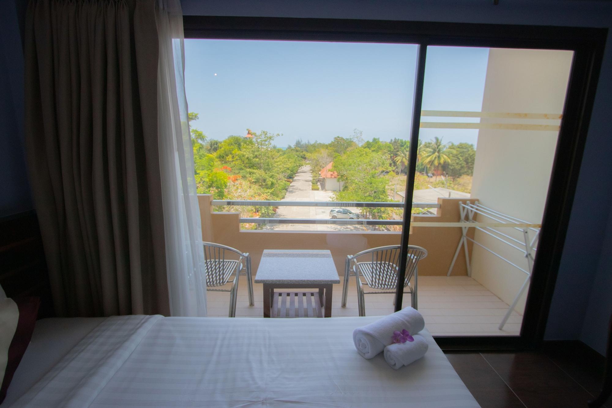Resort Baan Grood Arcadia & Ban Krut (Prachuap Khiri Khan)