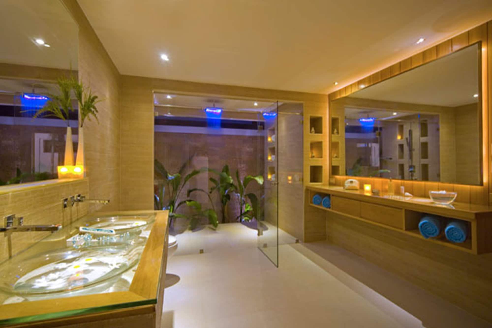 Samui Boat Lagoon Resort 4*