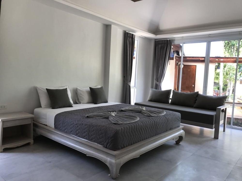 Resort Phalarn 2*