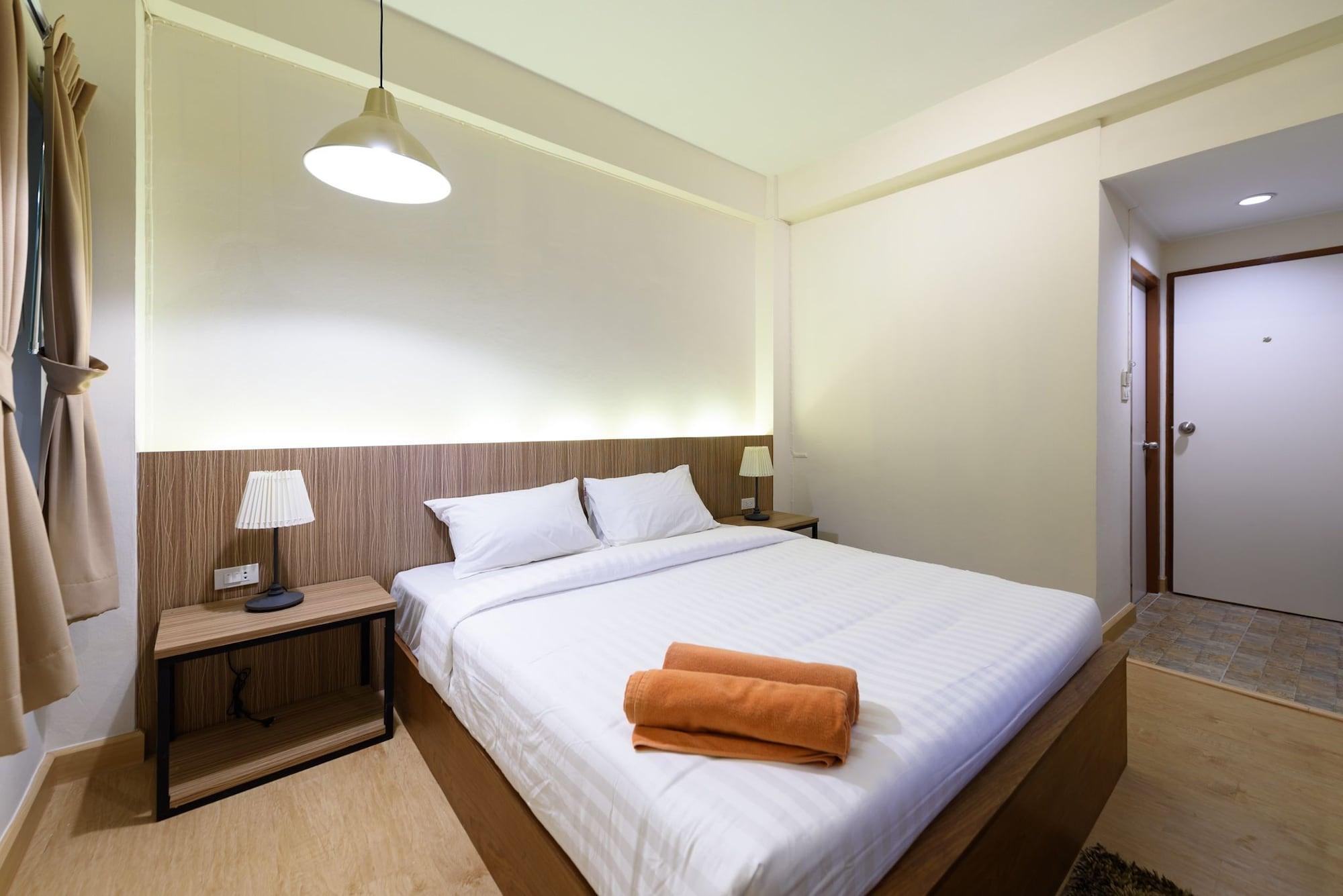 P72 Hotel