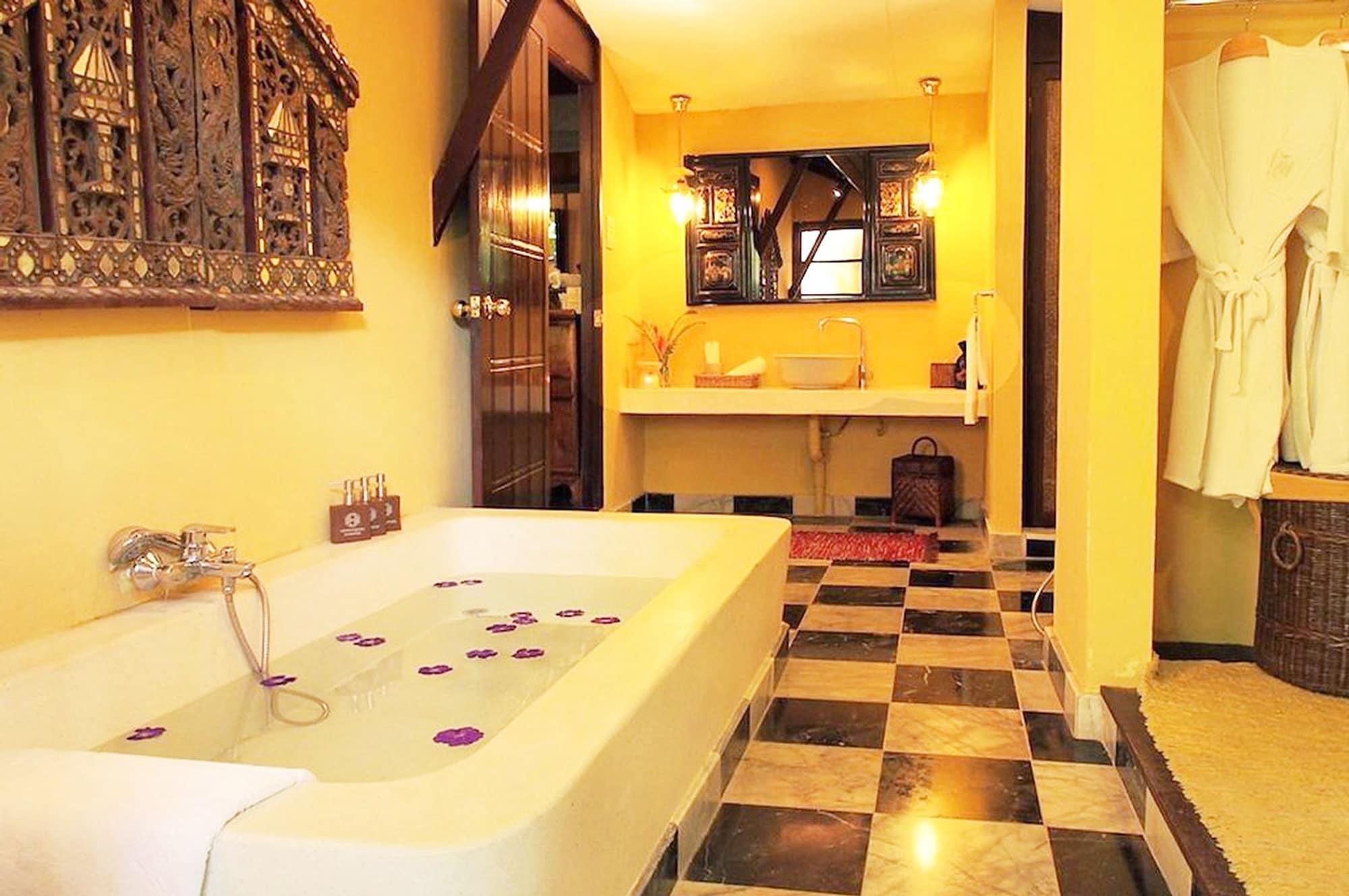 Zantiis Ndol Resort Muak Lek
