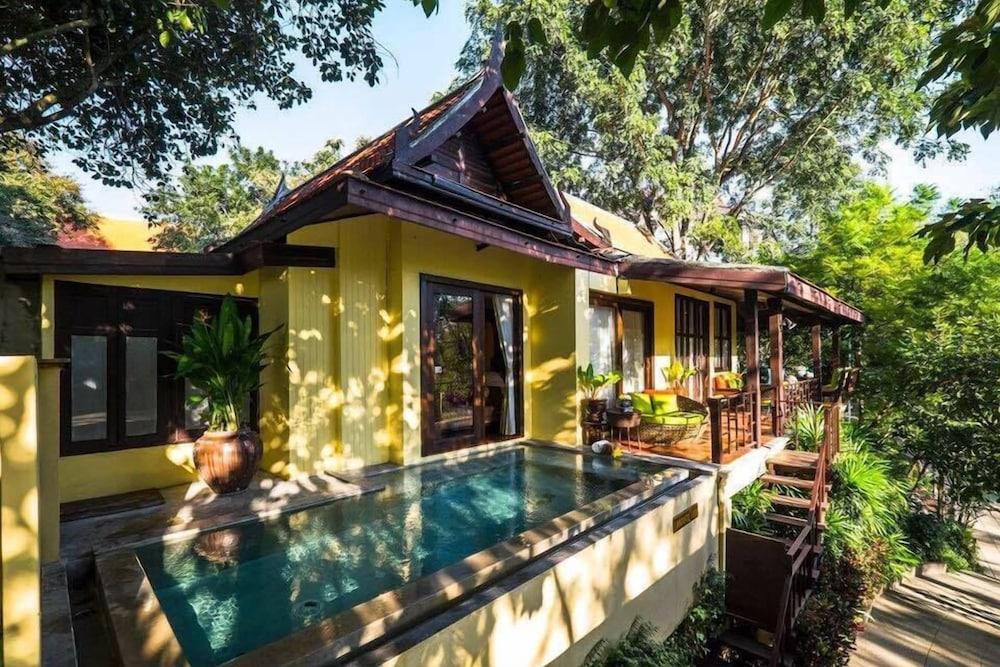 Zantiis Ndol Resort 4*
