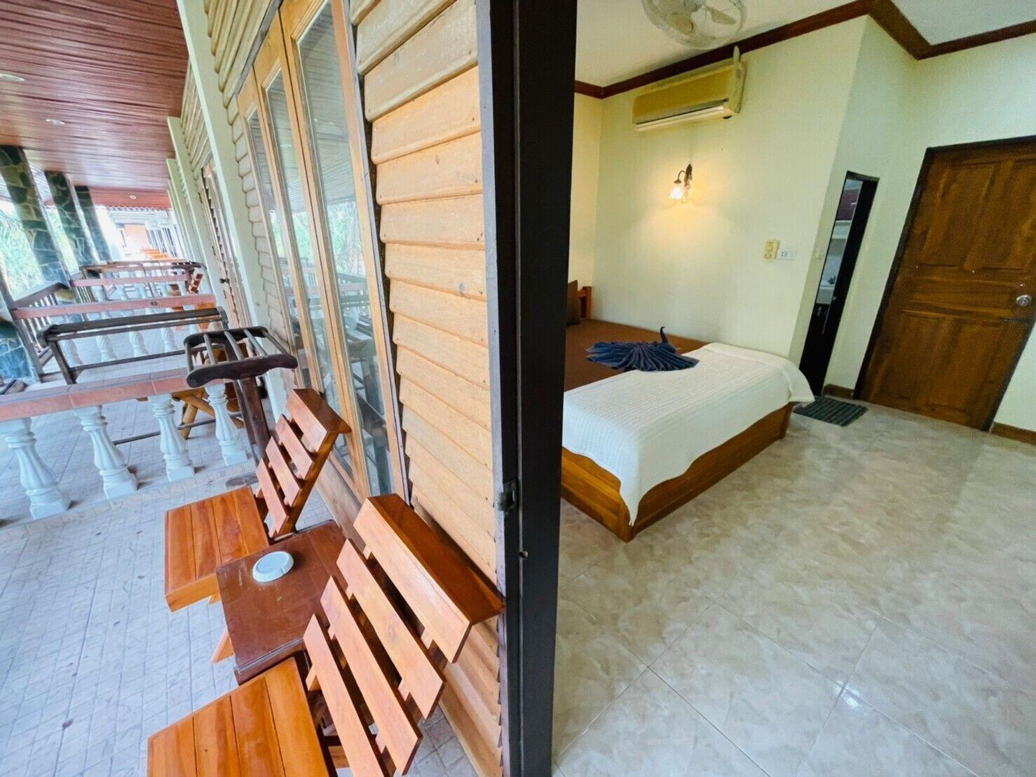 Family House Haad Rin