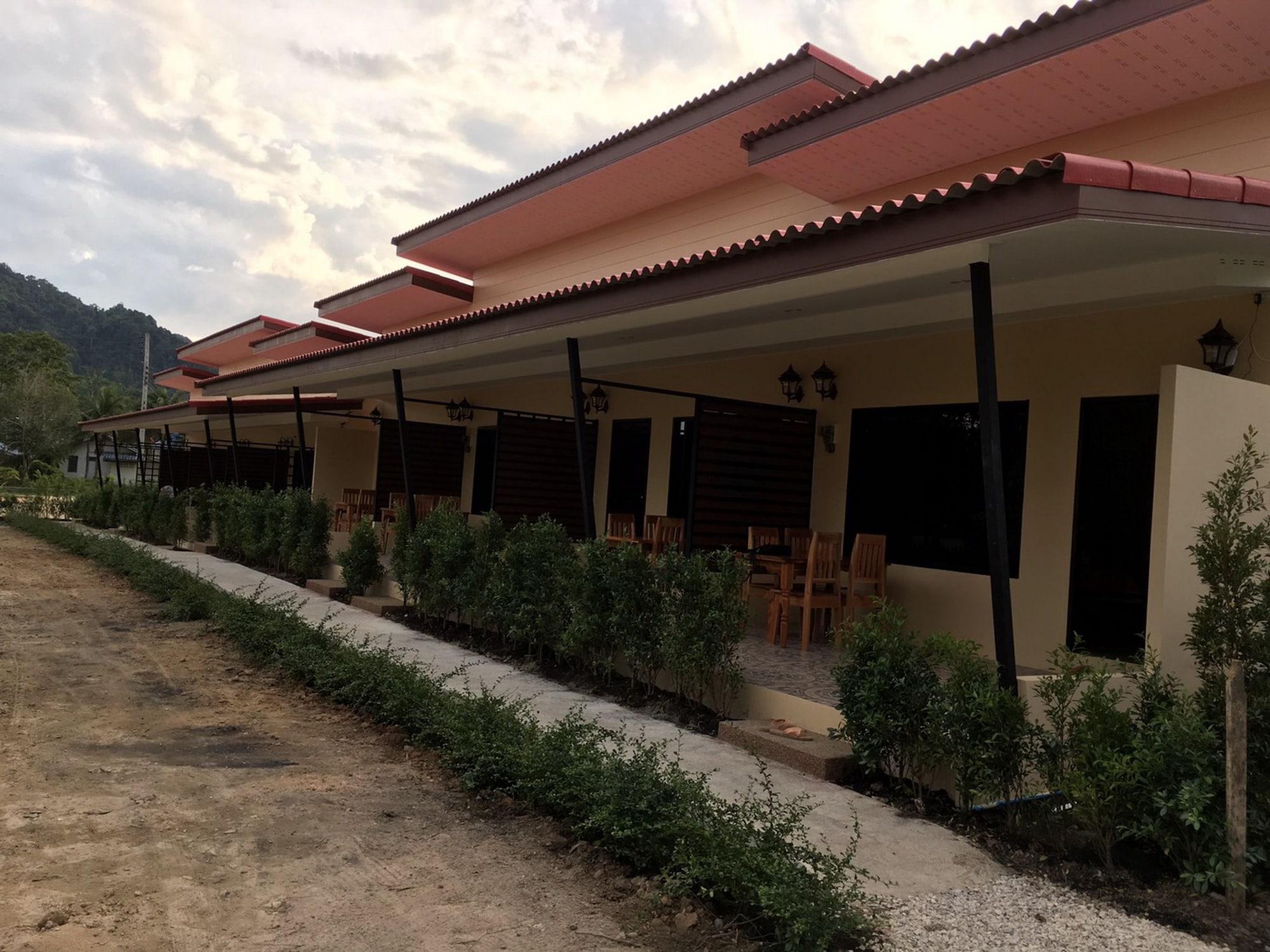 Oscar Aonang Krabi Villa