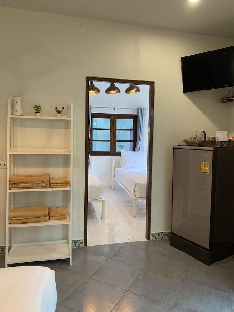River Kwai Kiri Guest house 4*