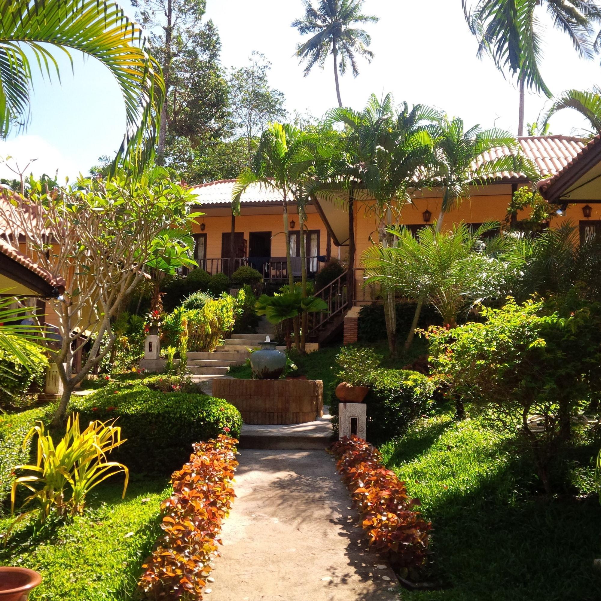 Resort Paradise 2*
