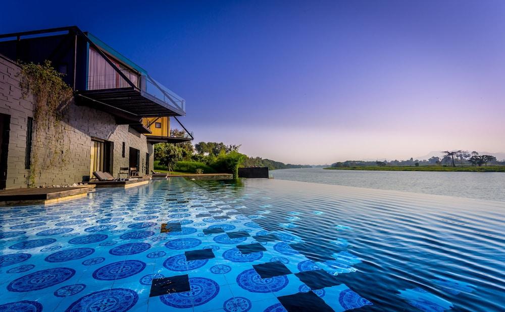 The Xcape River Kwai 5*