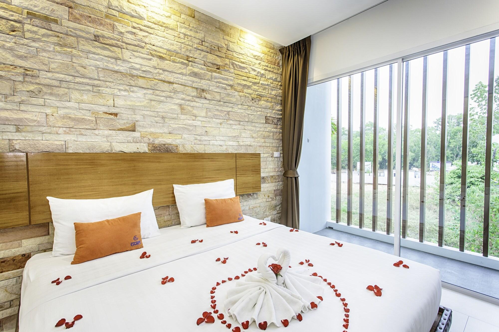 Hotel Escape De Phuket 4*