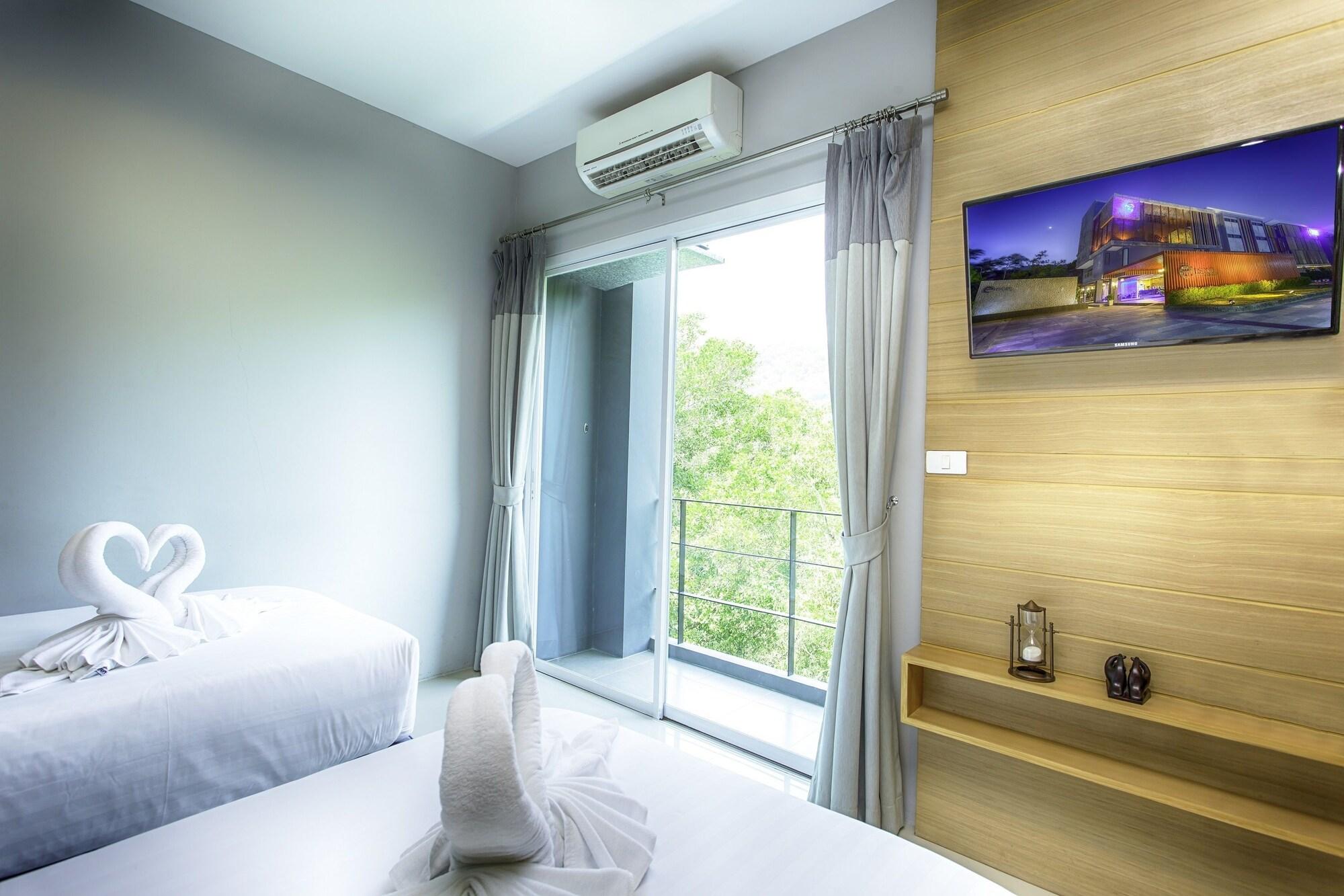 Escape De Phuket
