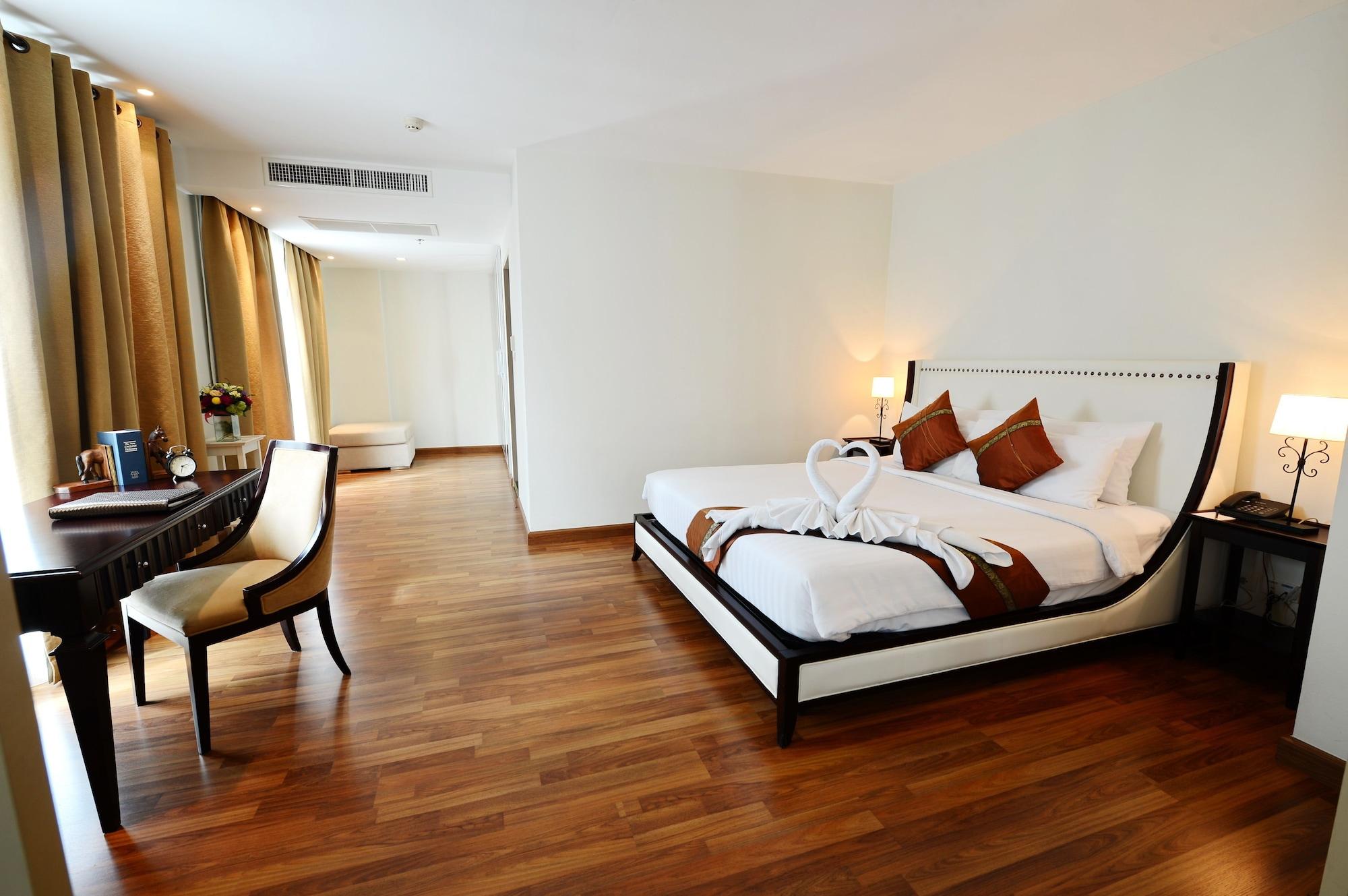 The Bless And Hotel Banguecoque