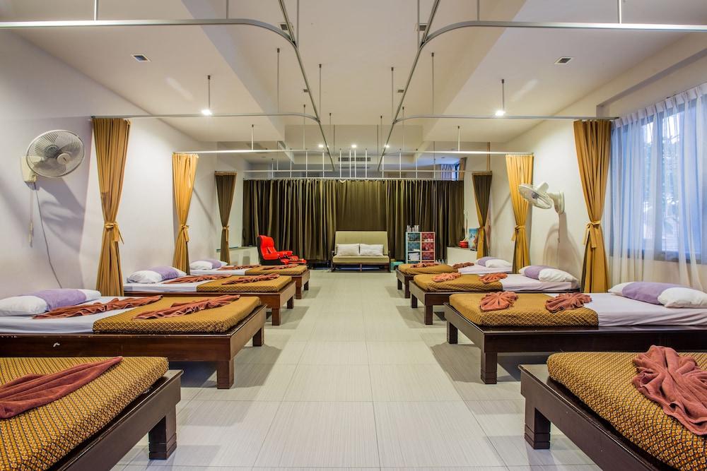 Hotel Apasari Krabi - Sha Extra 4*