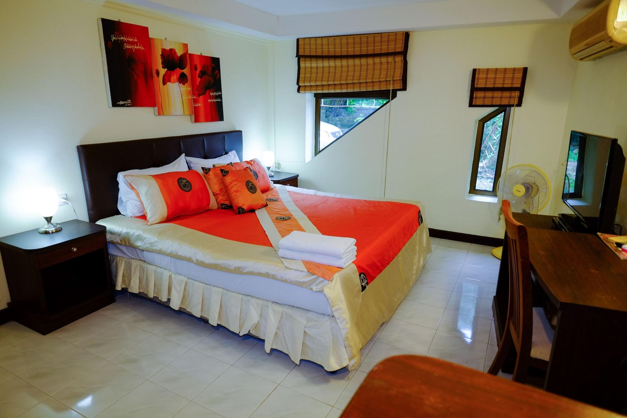 Guest house Adonis Patong