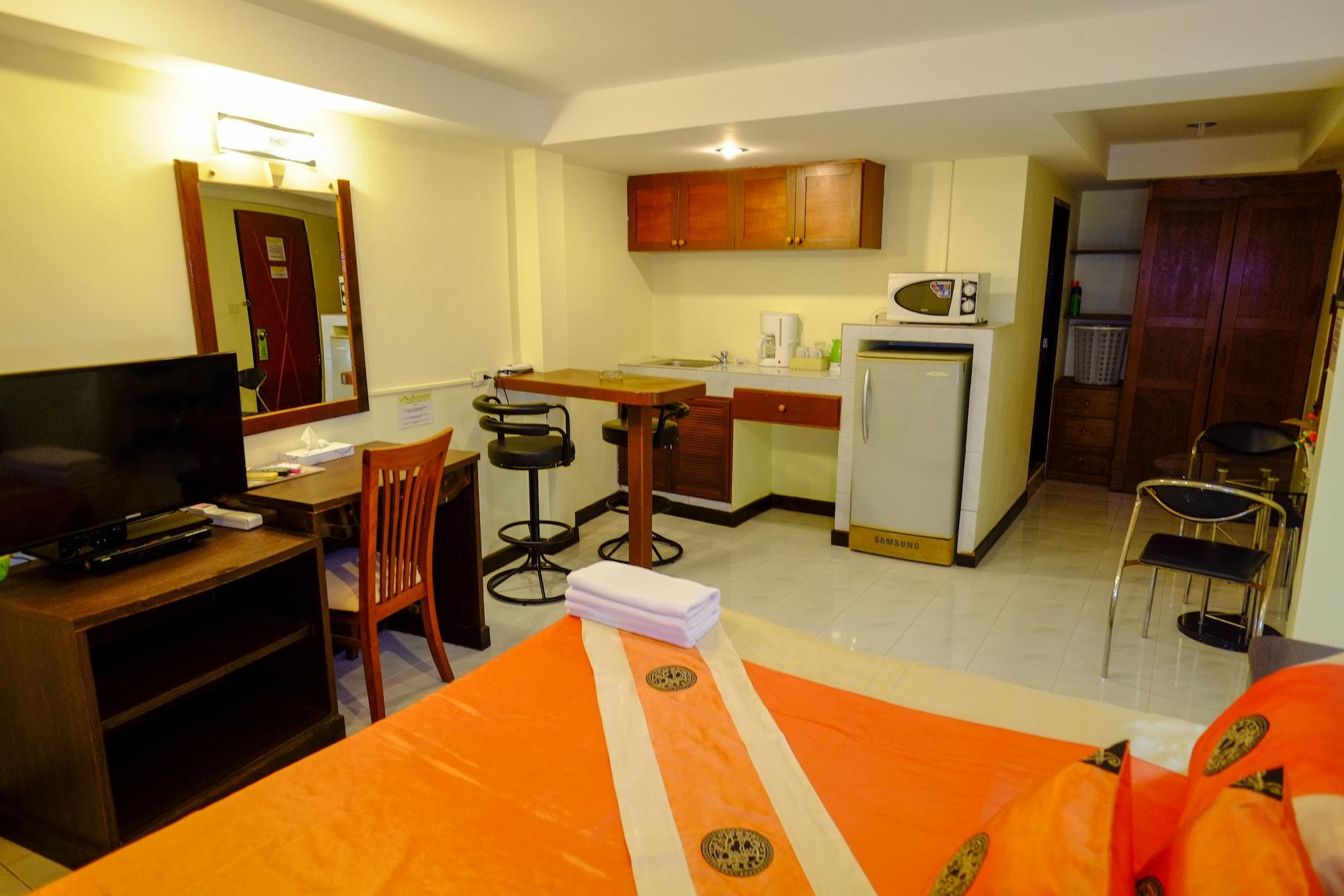 Adonis Guest house 2*
