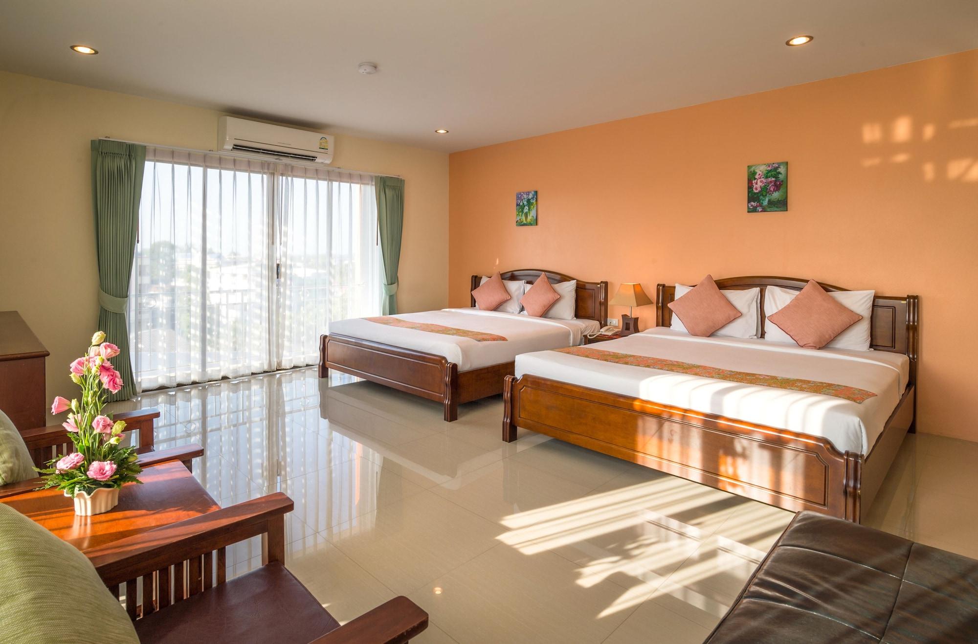 Phetpailin Hotel 3*