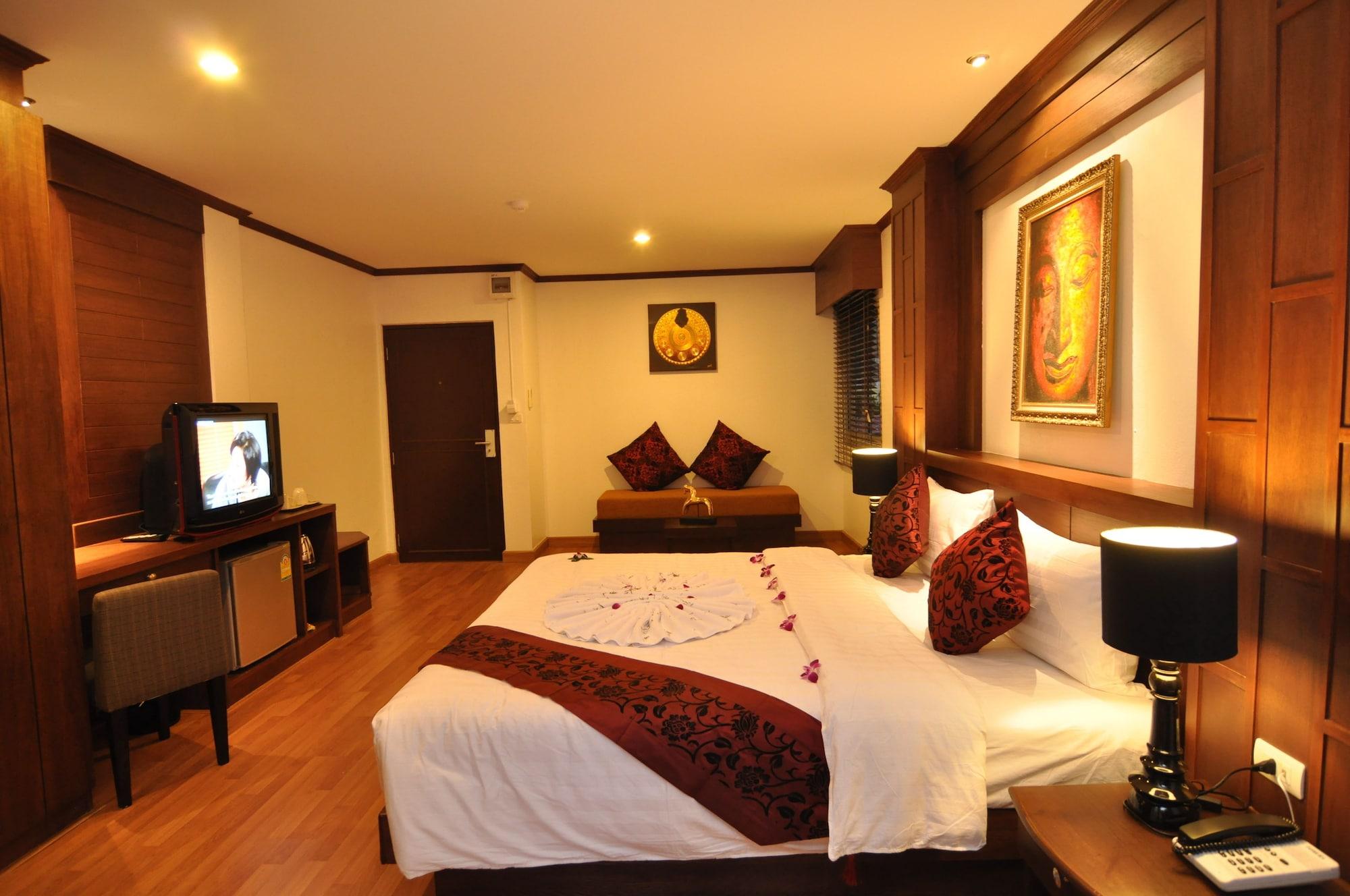 Hemingway's Hotel Patong