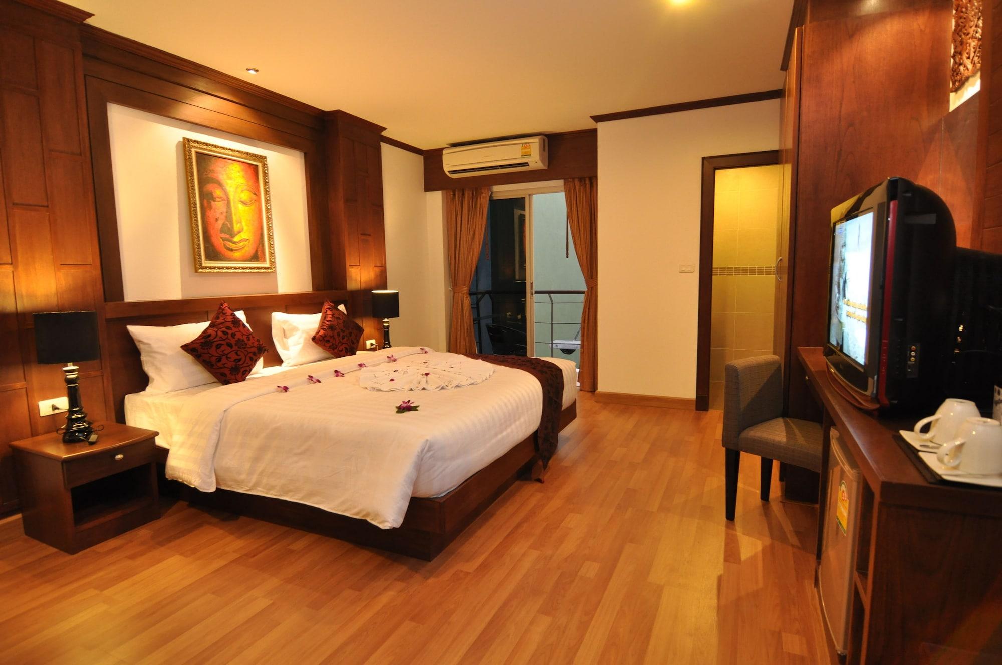Hemingway's Hotel 3*