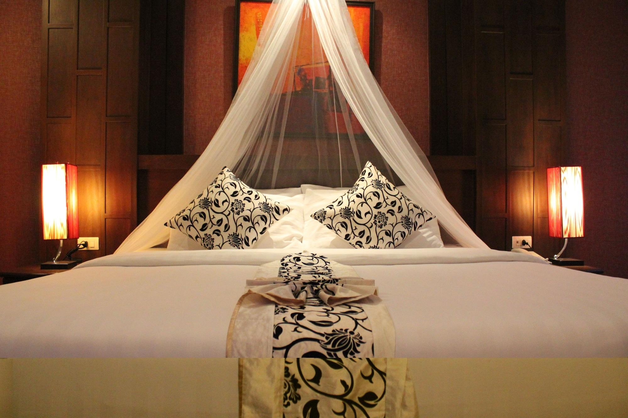 Hemingway's Hotel 3*