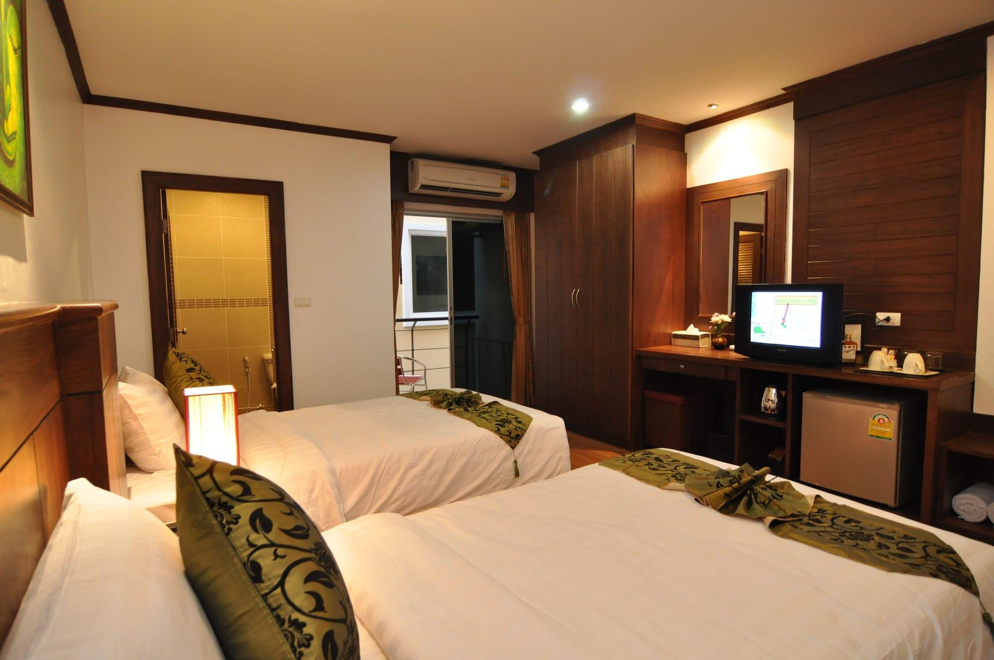 Hemingway's Hotel Patong