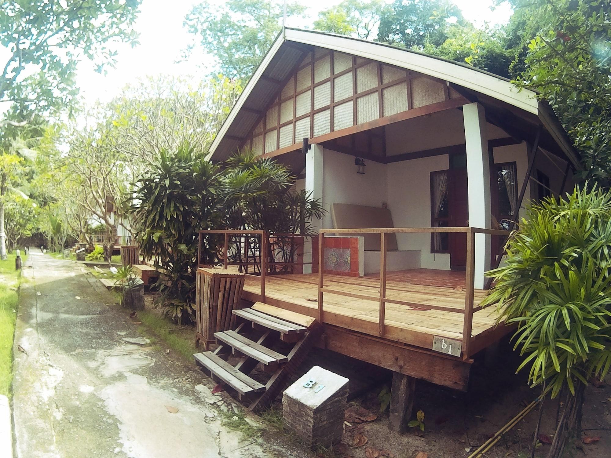 Resort Private Island 3*