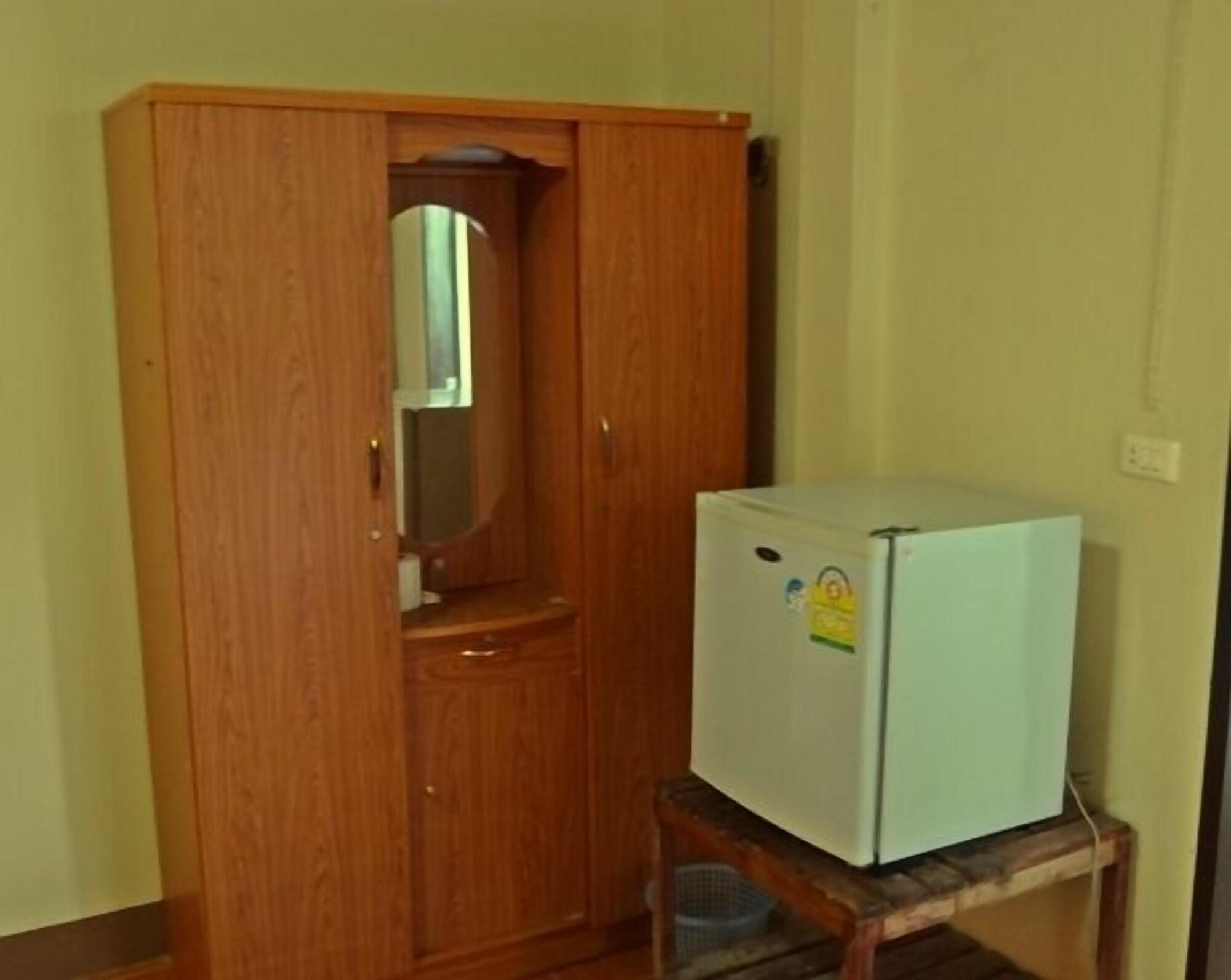 Paradise Hotel