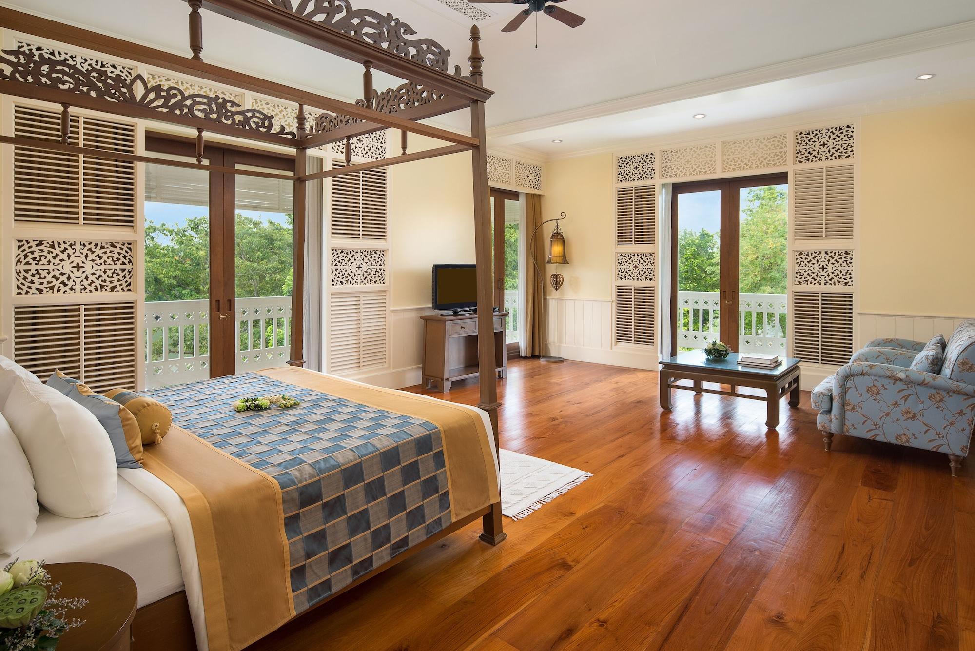 Dheva Mantra Resort 5*